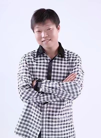 碧海升明月的第一张照片--淄博相亲服务中心