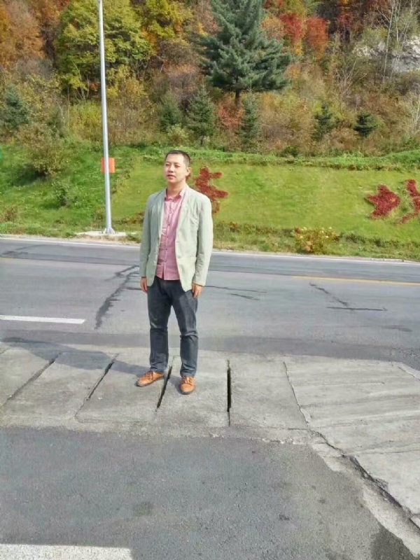 杨小雨的第一张照片--淄博相亲服务中心