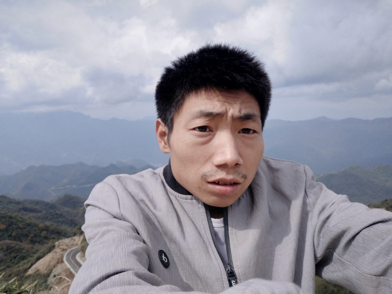 向后半生奋斗的第一张照片--淄博相亲服务中心