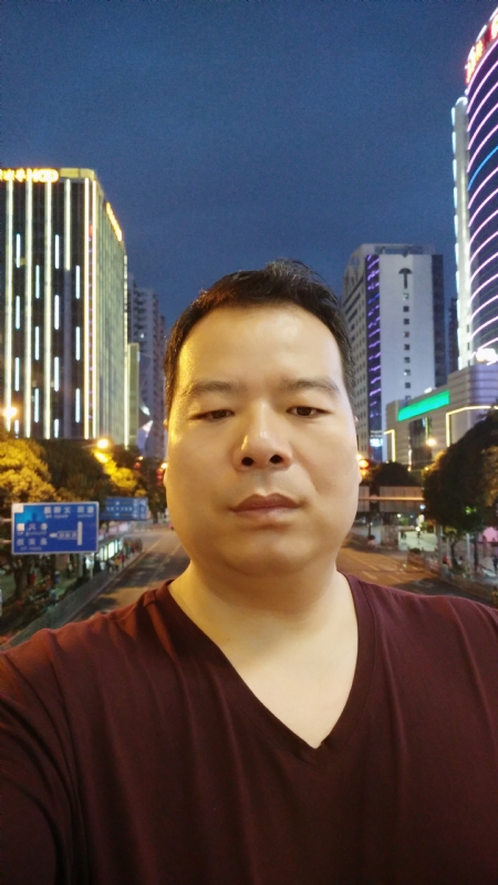 相爱一辈子的第一张照片--淄博相亲服务中心