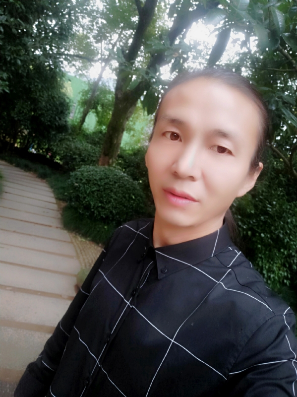 北方的狼的第一张照片--淄博相亲服务中心