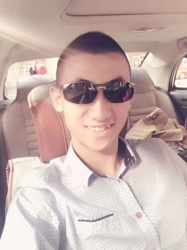 风雨的第一张照片--淄博相亲服务中心