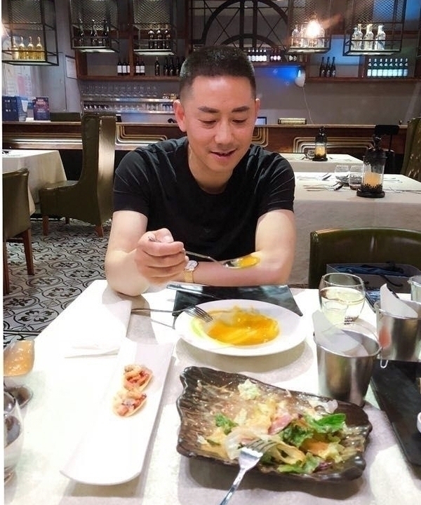 空空如也的第一张照片--淄博相亲服务中心