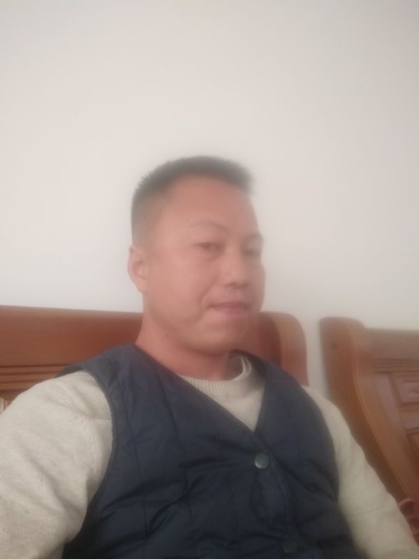 只对你好的第一张照片--淄博相亲服务中心