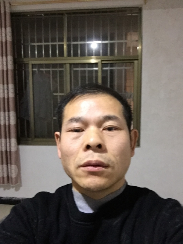 徐徐清风的第一张照片--淄博相亲服务中心