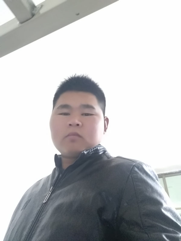 小哥的第一张照片--淄博相亲服务中心