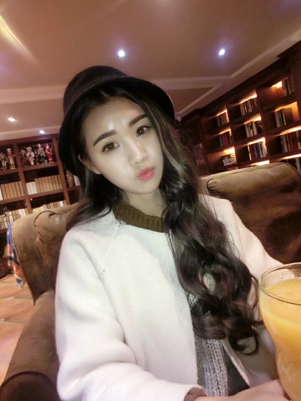 气质小妹的第三张照片--淄博相亲服务中心