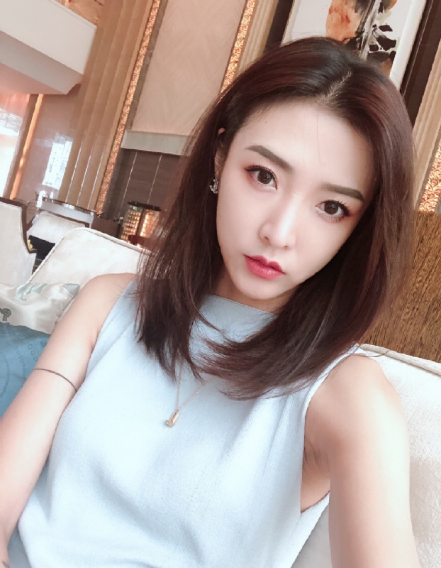 嘉嘉的第一张照片--淄博相亲服务中心