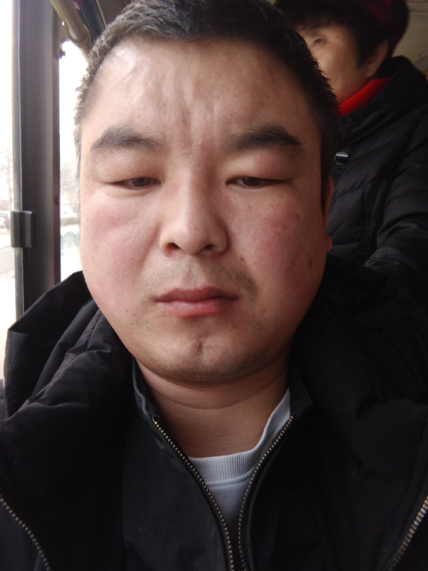 张延义的第一张照片--淄博相亲服务中心