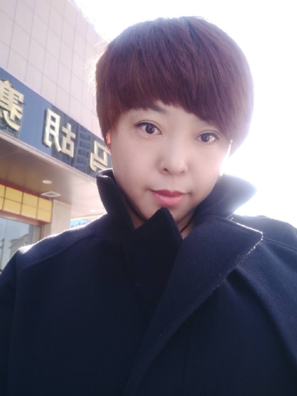 霞儿的第一张照片--淄博相亲服务中心