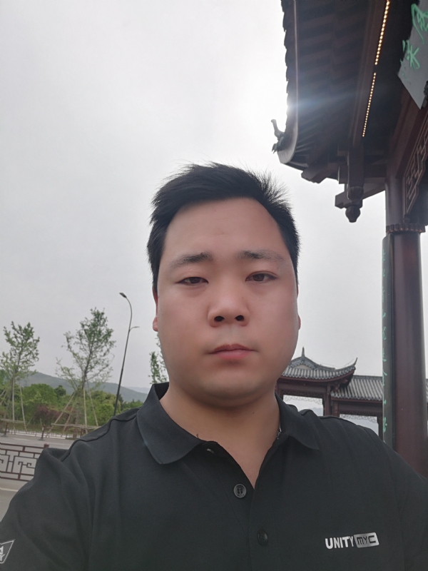 微笑的第一张照片--淄博相亲服务中心