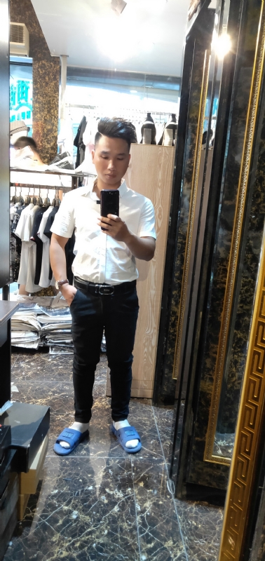 卢家福的第一张照片--淄博相亲服务中心