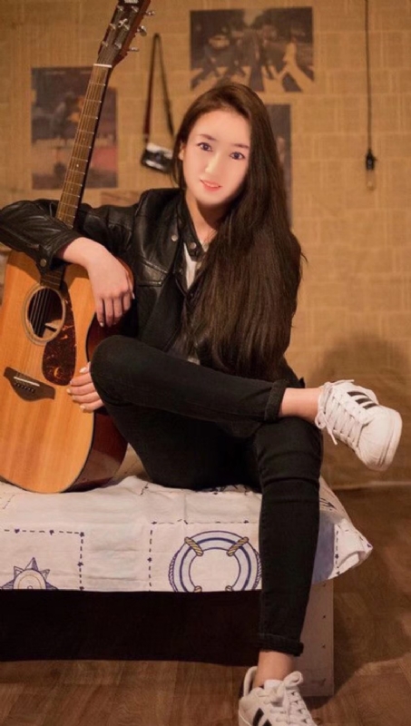 水中月的第一张照片--淄博相亲服务中心