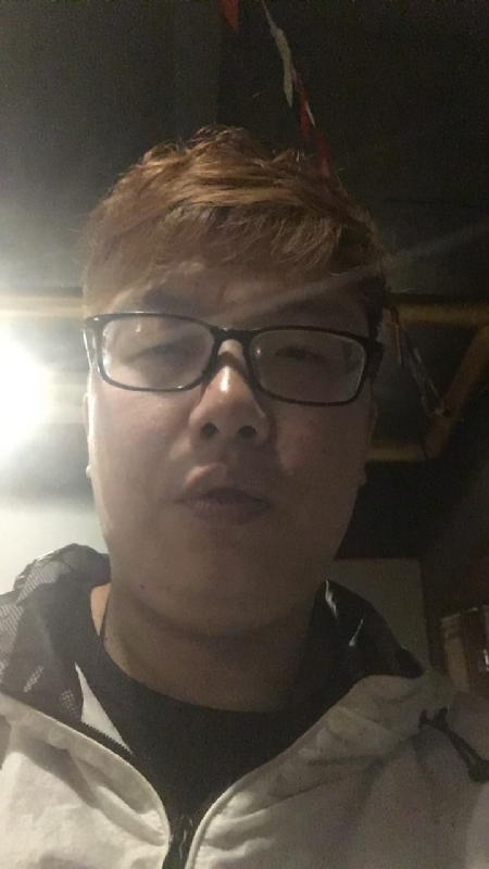 深情久伴更长情的第一张照片--淄博相亲服务中心