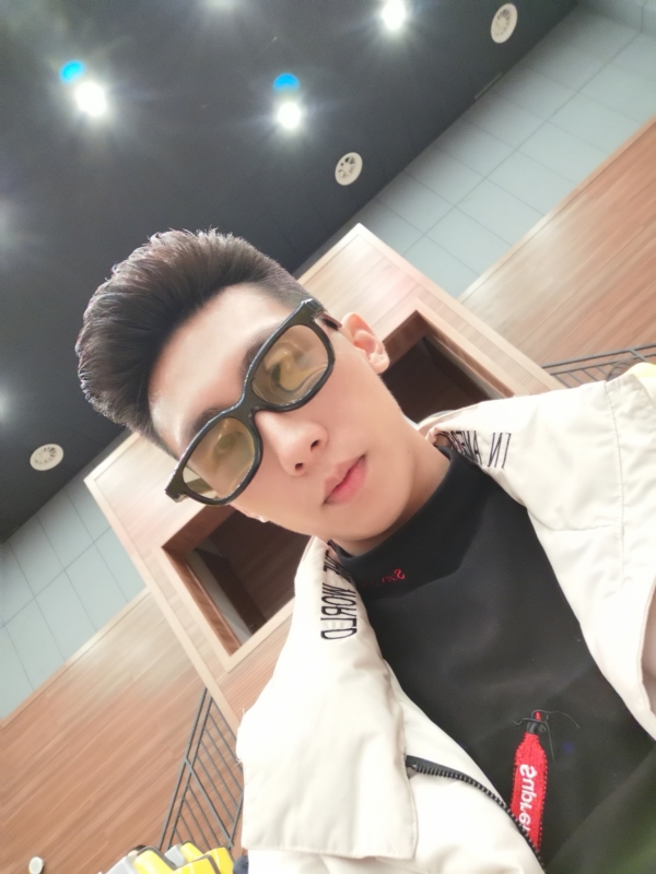 少年已不在年少的第一张照片--淄博相亲服务中心