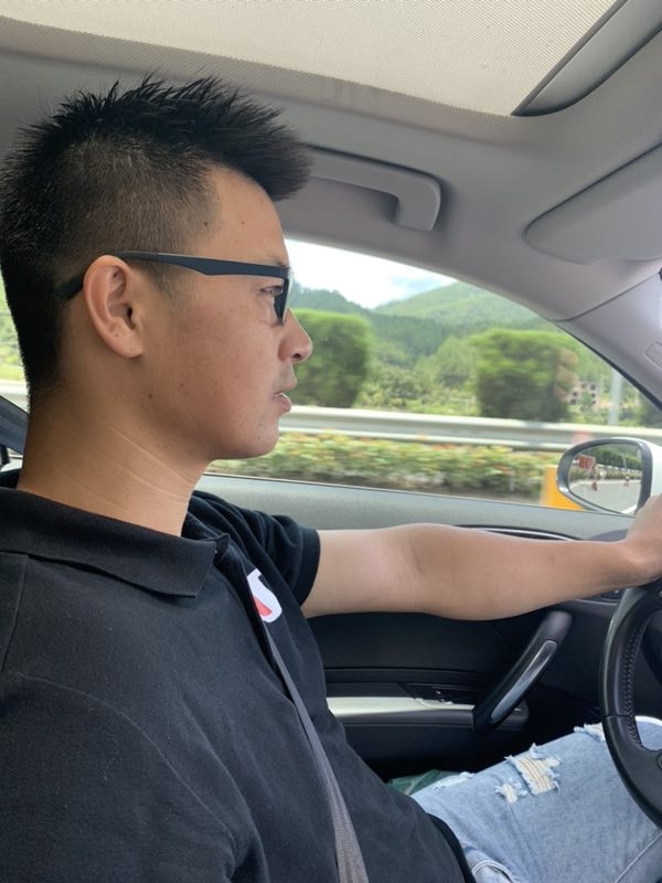 浪漫益友的第一张照片--淄博相亲服务中心