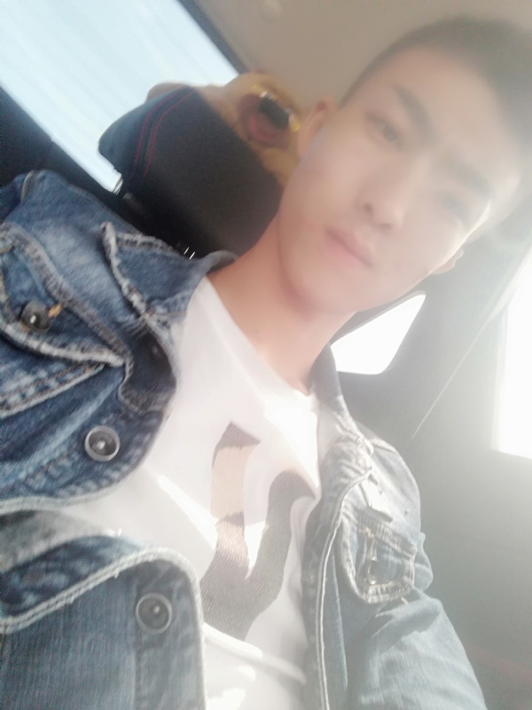 傻雕的第一张照片--淄博相亲服务中心