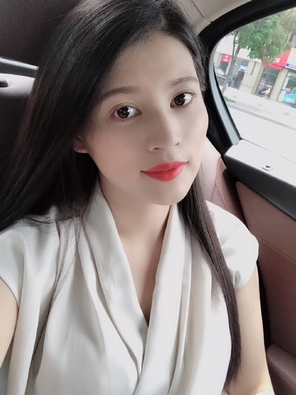 玲子的第一张照片--淄博相亲服务中心