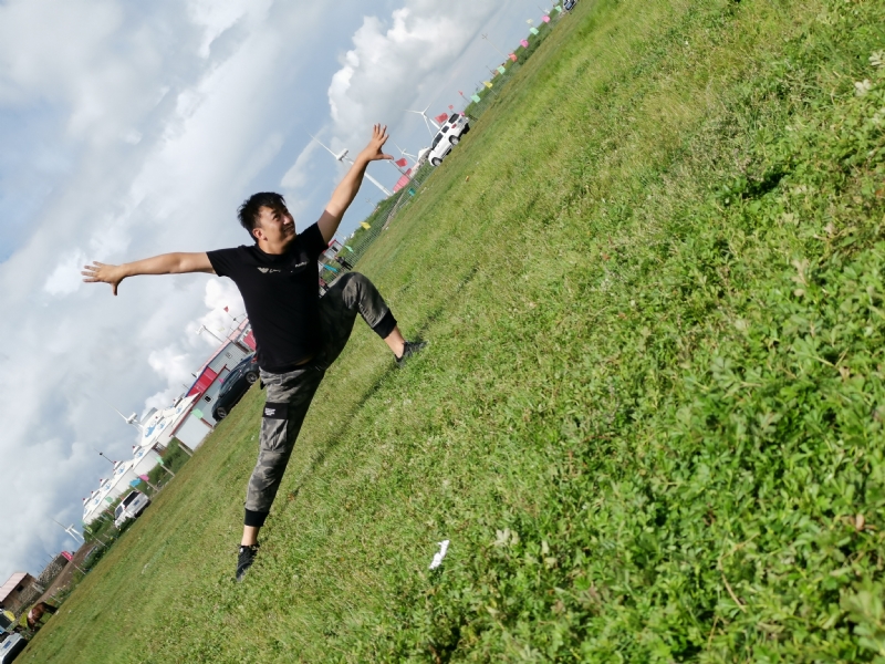 舞者的第一张照片--淄博相亲服务中心