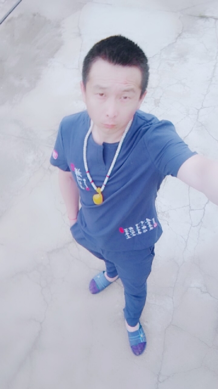 一叶之秋的第一张照片--淄博相亲服务中心