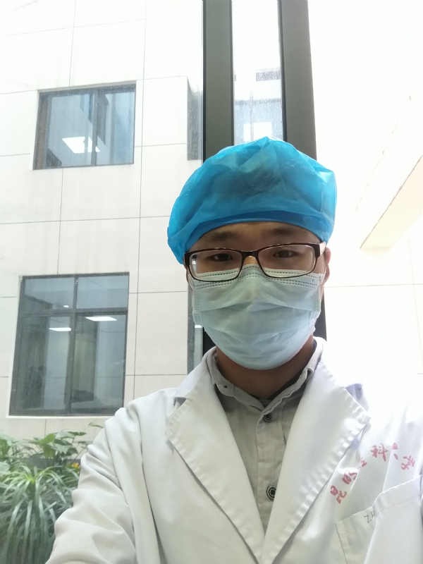 口腔小医生的第一张照片--淄博相亲服务中心