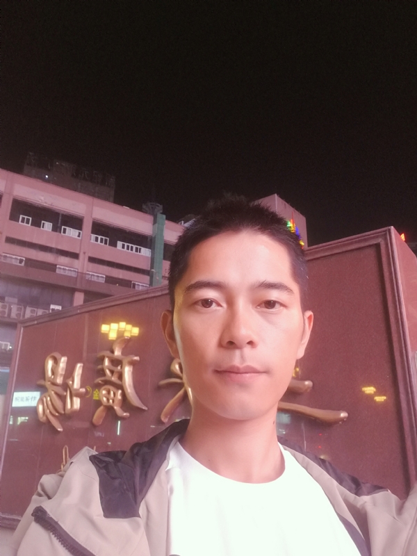 重庆小林的第一张照片--淄博相亲服务中心