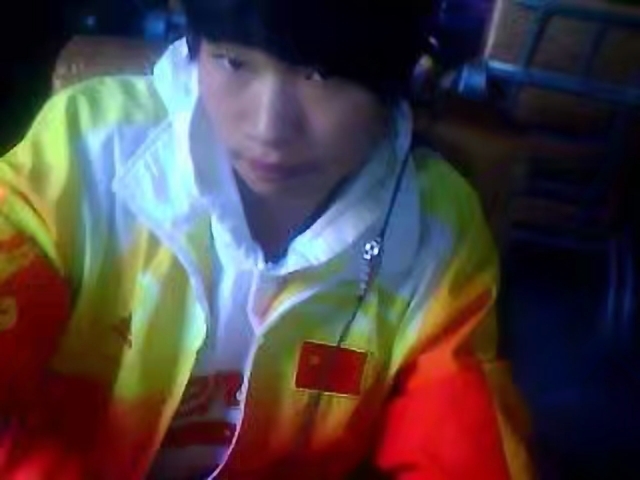 路边的野草的第一张照片--淄博相亲服务中心