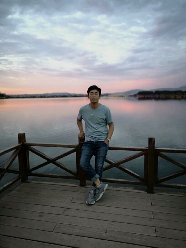 喂南墙我要撞你了的第一张照片--淄博相亲服务中心