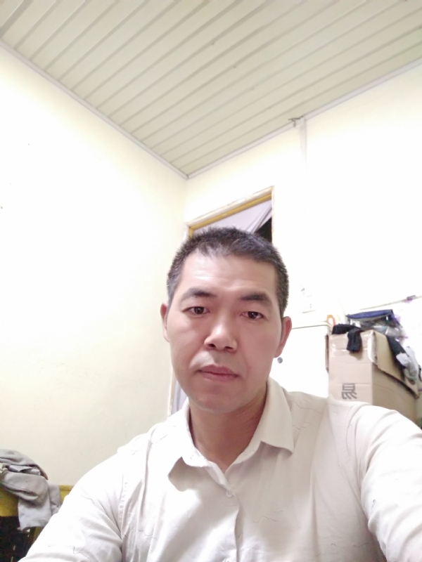 为伊消得人憔悴的第一张照片--淄博相亲服务中心