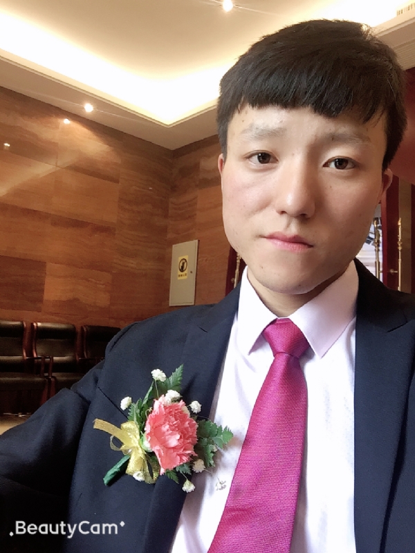 666碰碰的第一张照片--淄博相亲服务中心