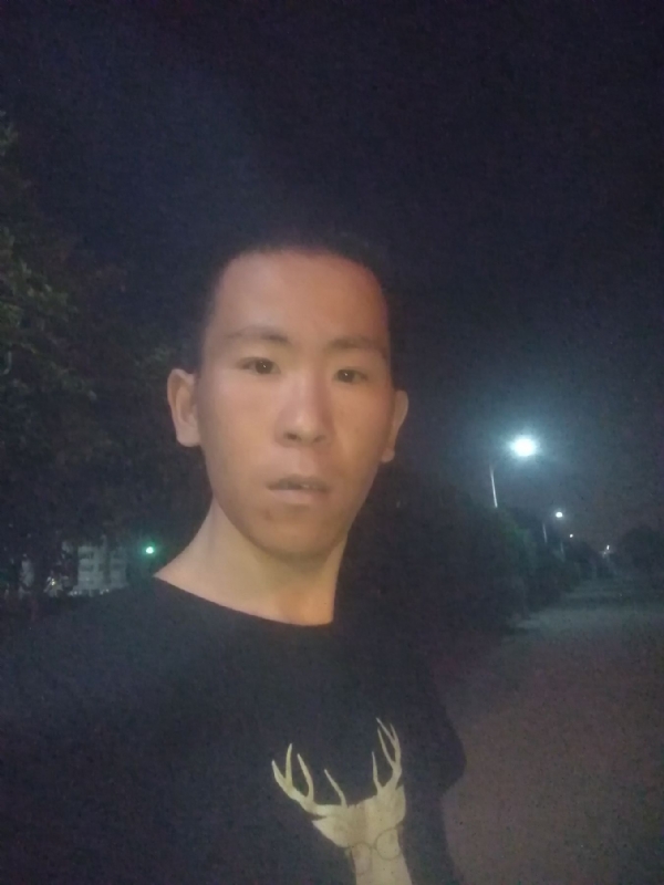 俞凯斌的第一张照片--淄博相亲服务中心