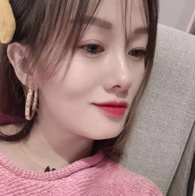 微醺的笑容的第一张照片--淄博相亲服务中心