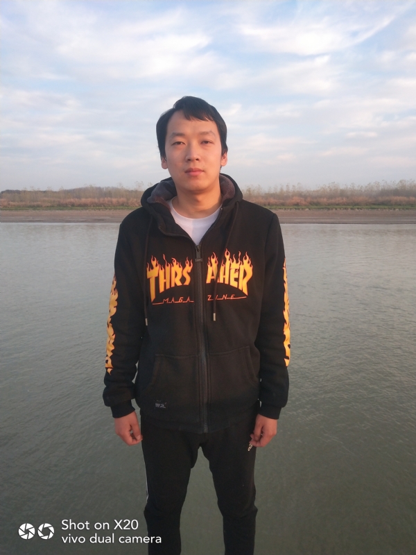 一往情深的第一张照片--淄博相亲服务中心