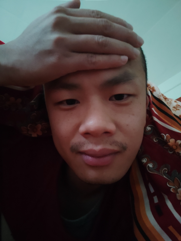 开心鬼在哪呢的第一张照片--淄博相亲服务中心