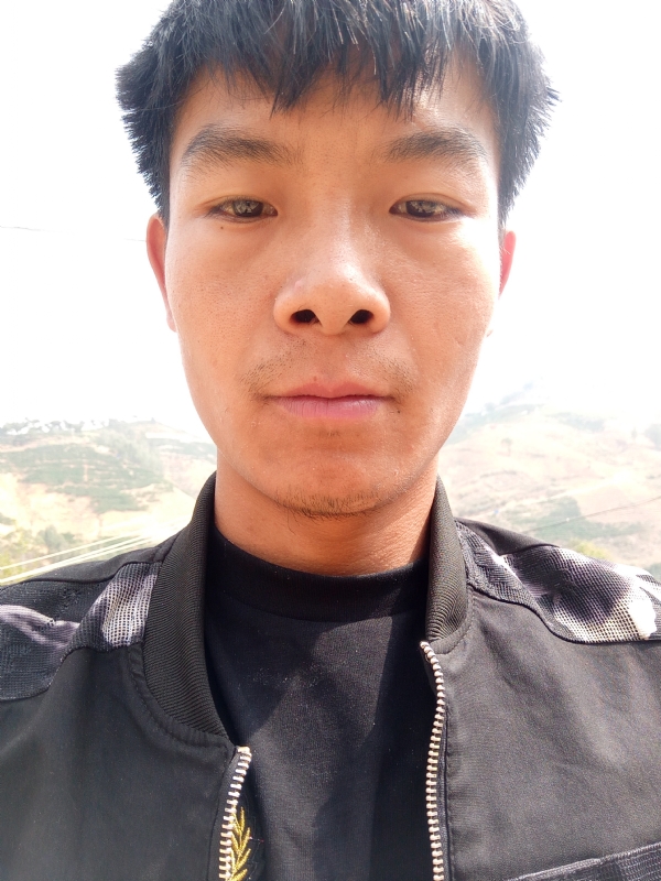 唐伟的第一张照片--淄博相亲服务中心