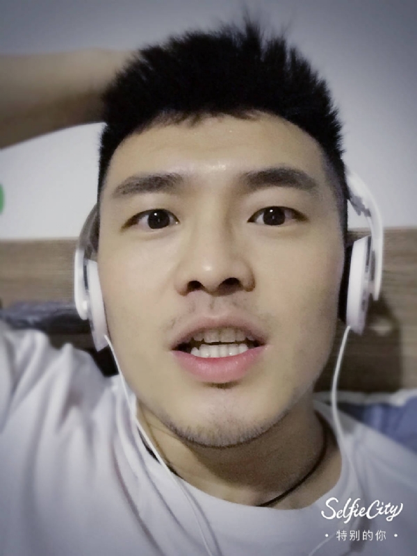 开心最好的第一张照片--淄博相亲服务中心