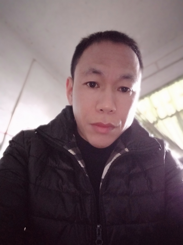 相信真爱的第一张照片--淄博相亲服务中心