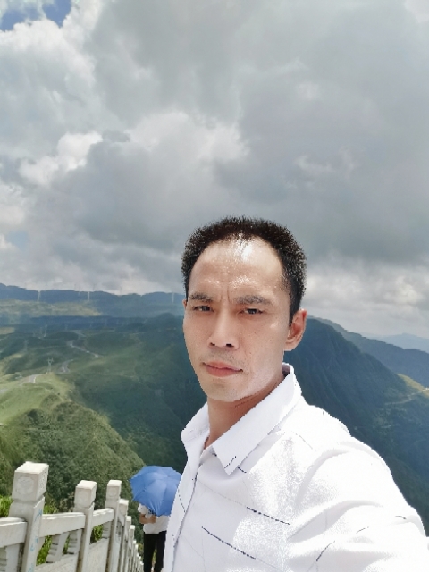 LXZ的第一张照片--淄博相亲服务中心