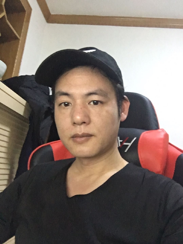 扛枪打鸟的第一张照片--淄博相亲服务中心