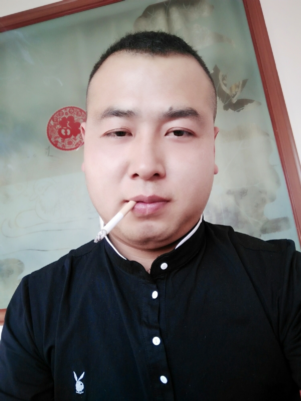贰爺的第一张照片--淄博相亲服务中心