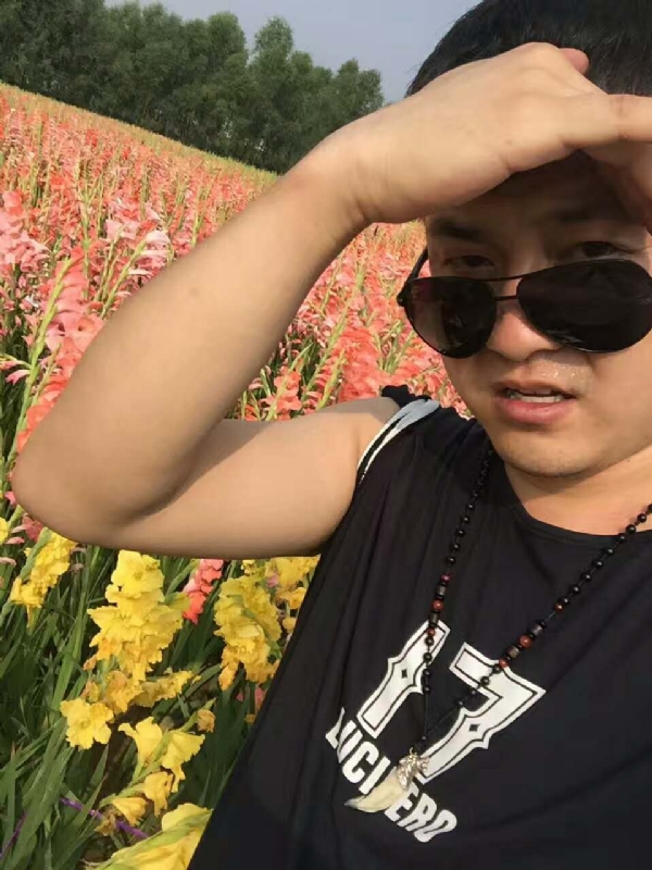 QH-蓝细胞的第一张照片--淄博相亲服务中心