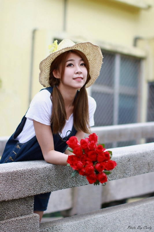 阳光朵朵的第一张照片--淄博相亲服务中心