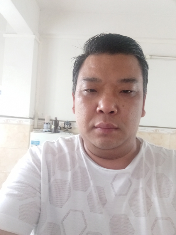 帅帅的第一张照片--淄博相亲服务中心