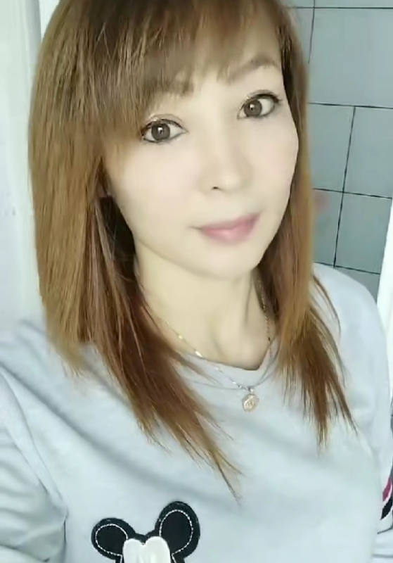 魅力白玲的第一张照片--淄博相亲服务中心