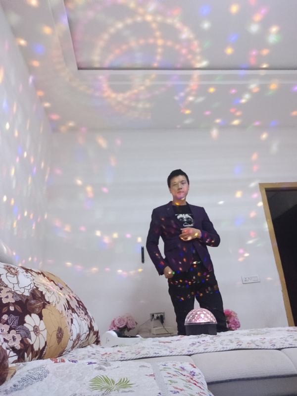 慕凡的第一张照片--淄博相亲服务中心