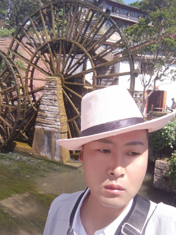 曲靖相亲的第一张照片--淄博相亲服务中心