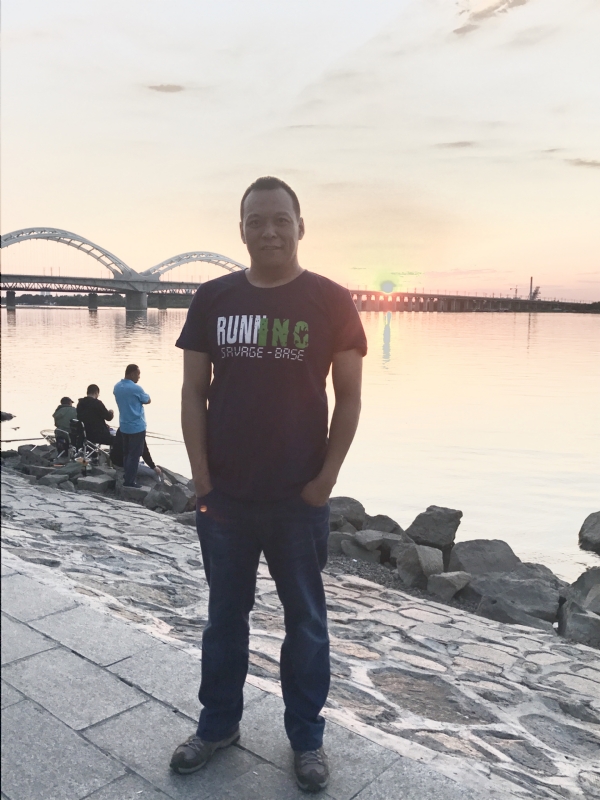 海天一色的第一张照片--淄博相亲服务中心