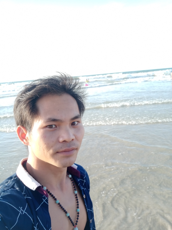 爱已欠费的第一张照片--淄博相亲服务中心