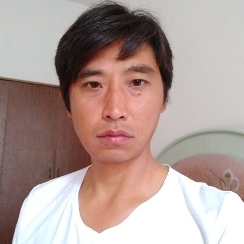 莞尔一笑的第一张照片--淄博相亲服务中心