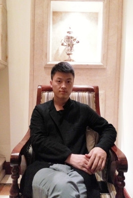 制片人杨亚林的第一张照片--淄博相亲服务中心